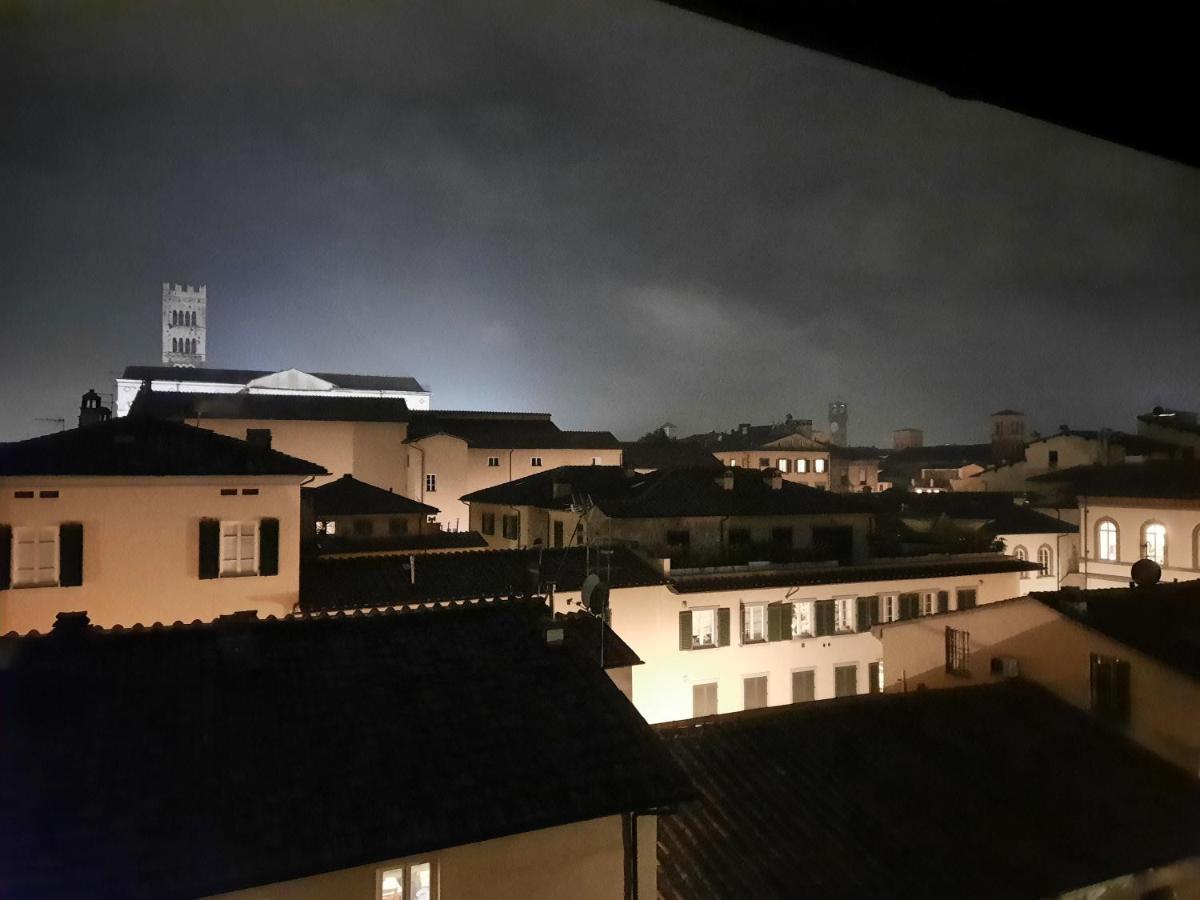 Apartmán La Terrazza Fra Le Torri Lucca Exteriér fotografie