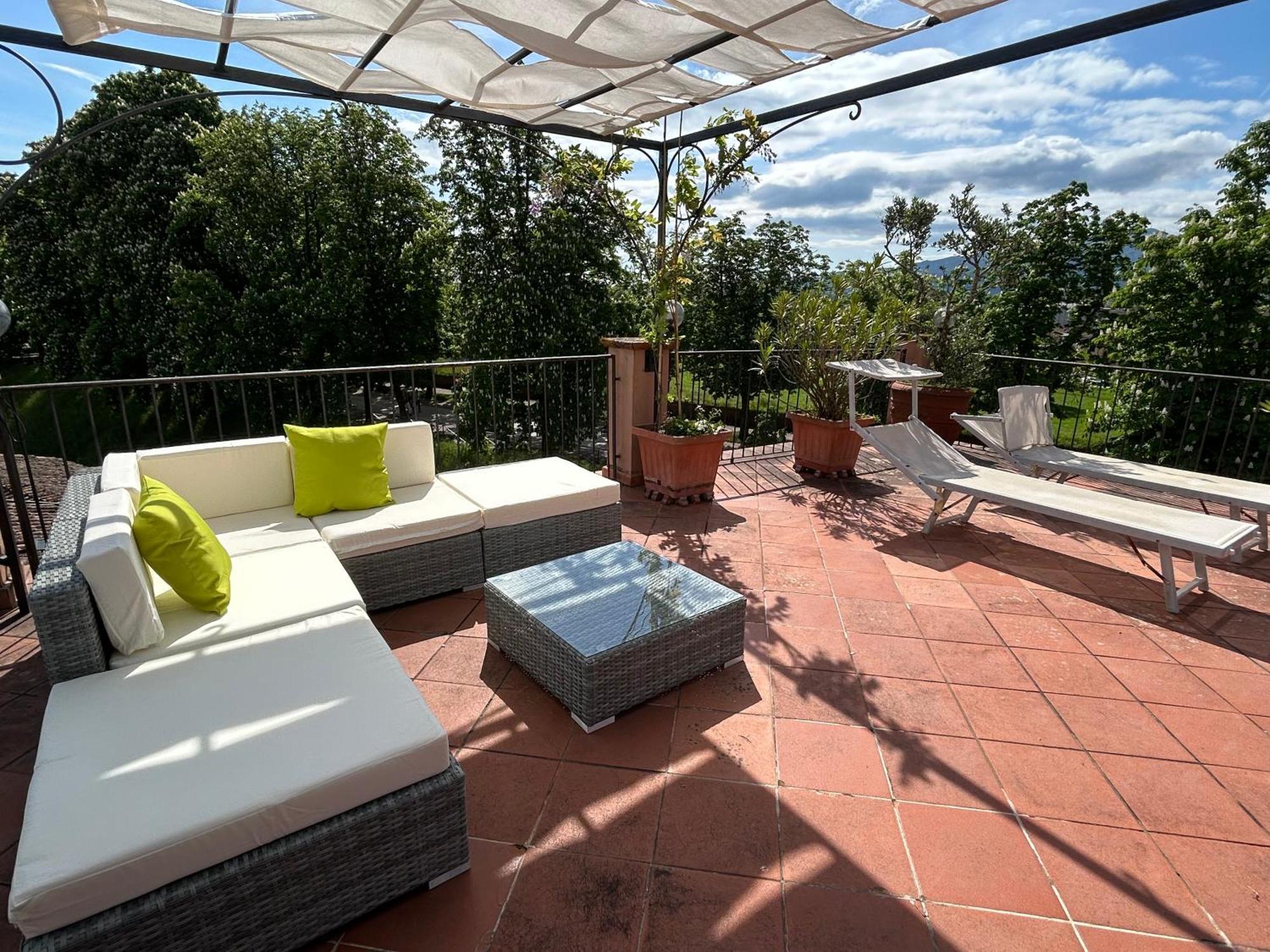 Apartmán La Terrazza Fra Le Torri Lucca Exteriér fotografie