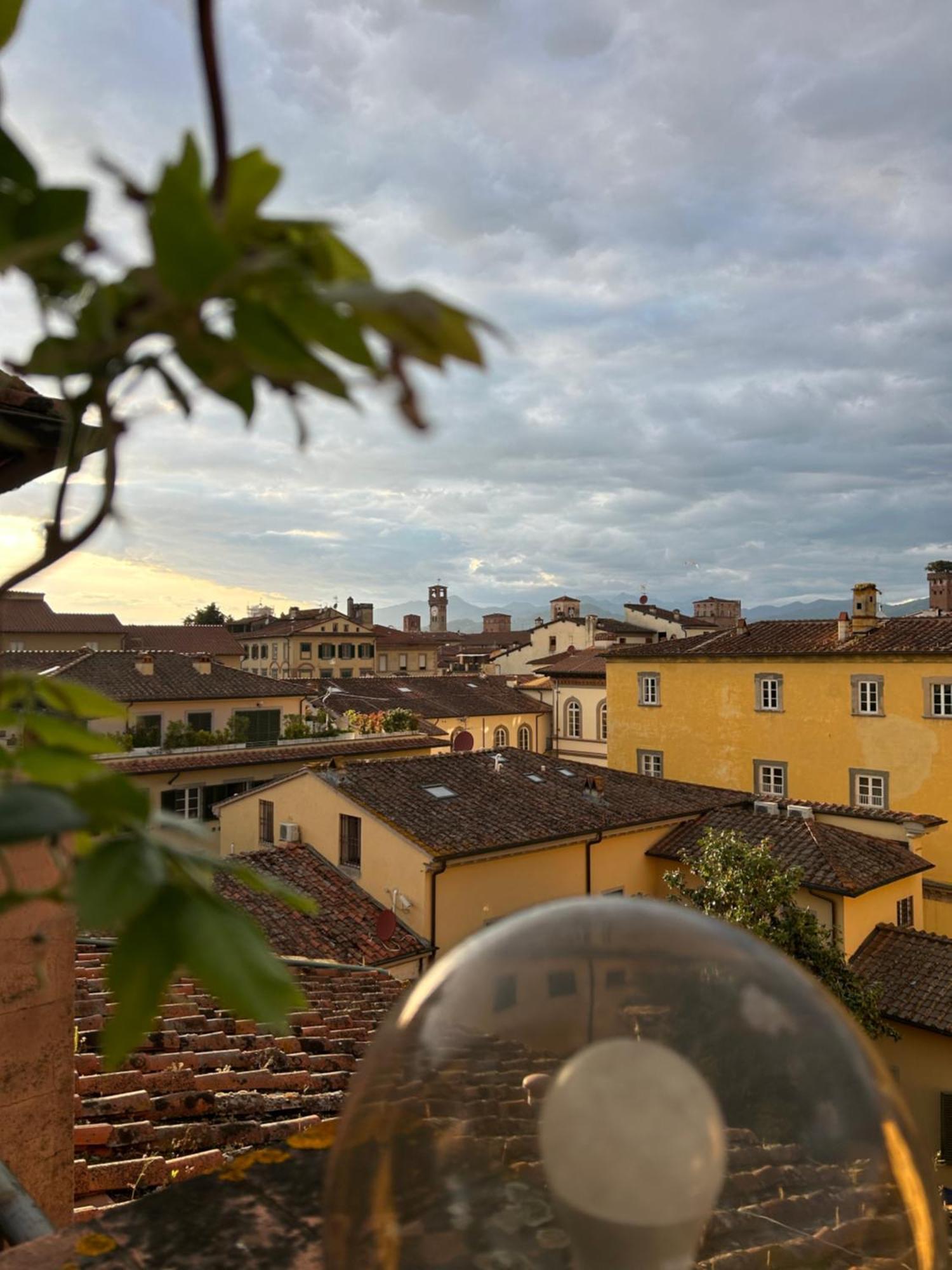 Apartmán La Terrazza Fra Le Torri Lucca Exteriér fotografie