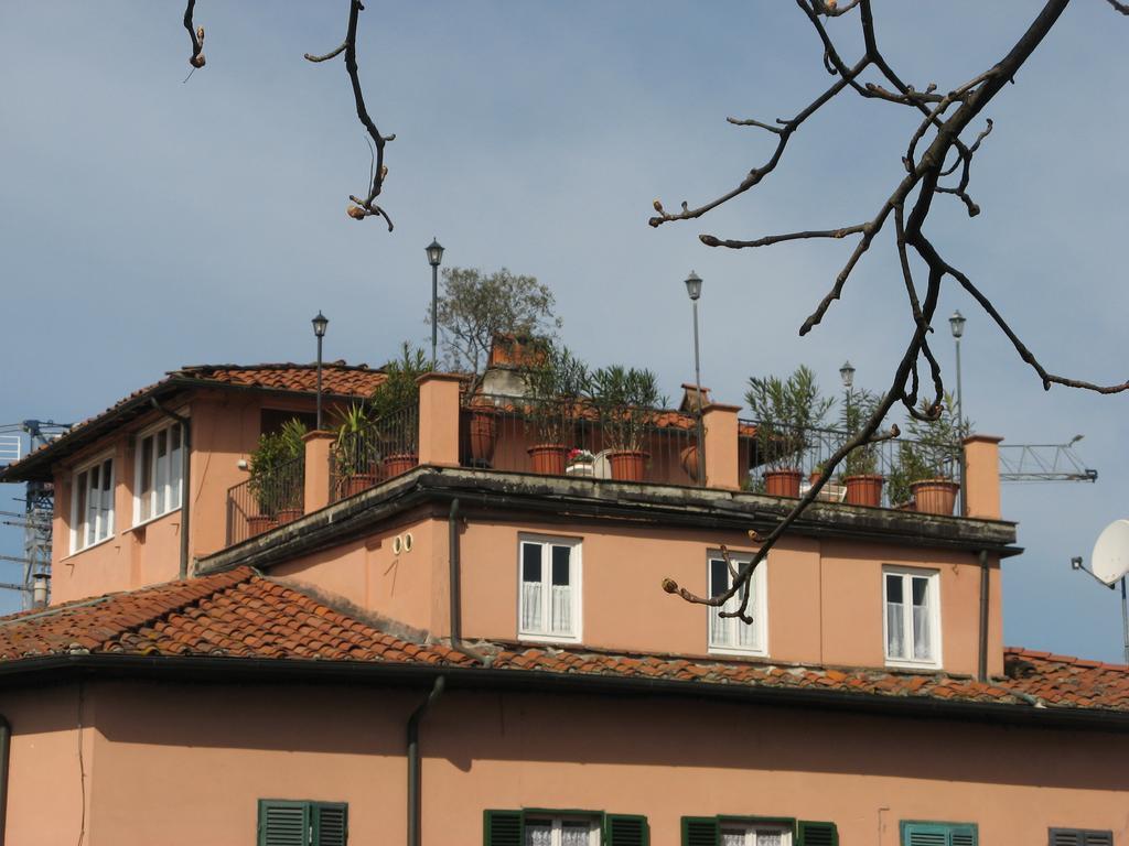 Apartmán La Terrazza Fra Le Torri Lucca Exteriér fotografie